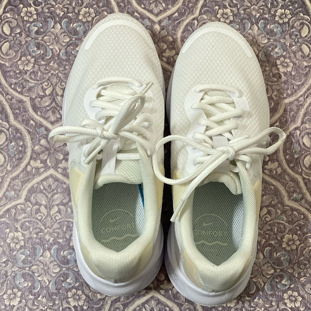 Nike Women's White Sneakers